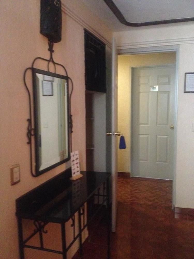 Hotel La Paz Гуадалахара Екстериор снимка